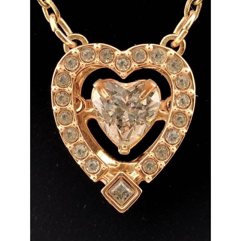Swarovski heart pendant necklace
